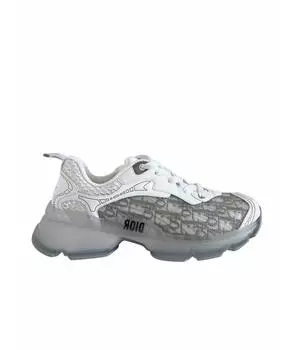 Кроссовки