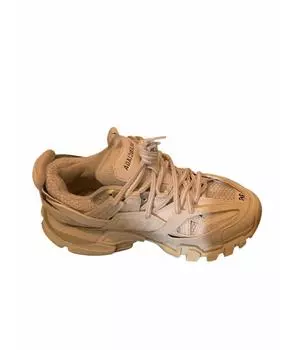 Кроссовки