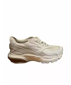 Кроссовки