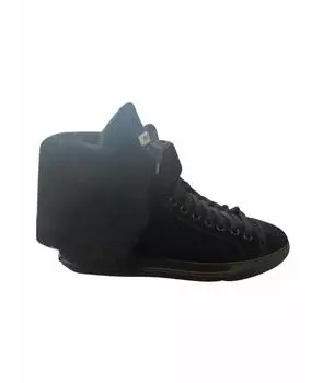 Кроссовки