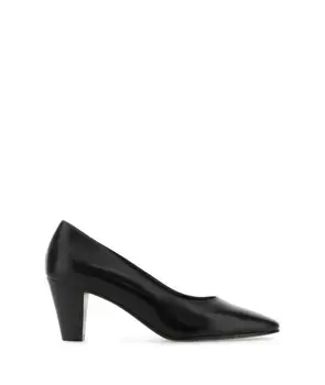 Лодочки на низком каблуке