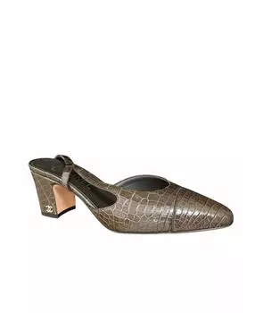 Лодочки на низком каблуке