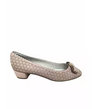 Лодочки на низком каблуке