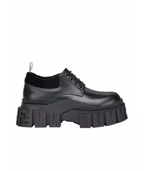 Низкие ботинки