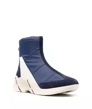 Низкие ботинки