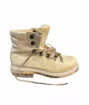 Низкие ботинки