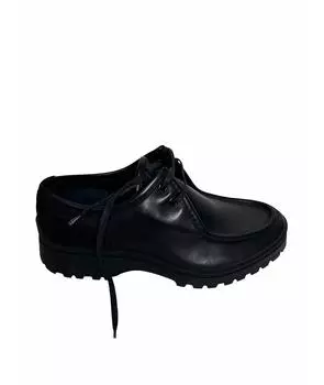 Низкие ботинки