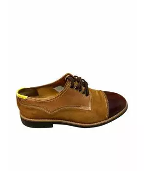 Низкие ботинки