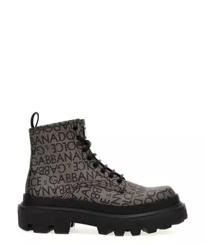 Низкие ботинки