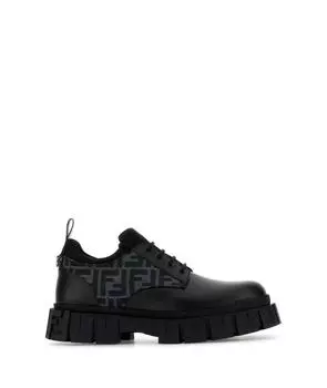 Низкие ботинки