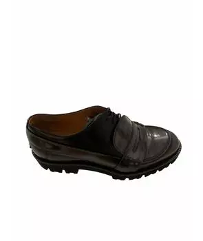 Низкие ботинки