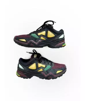 Низкие кроссовки / кеды