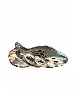 Низкие кроссовки / кеды