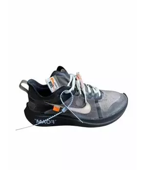 Низкие кроссовки / кеды