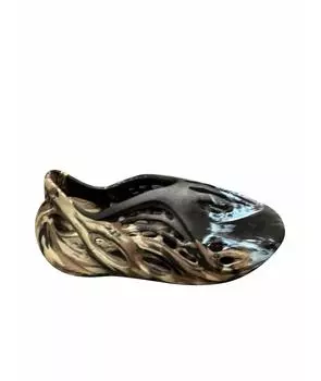 Низкие кроссовки / кеды