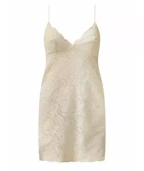 Пижамы и сорочки