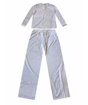 Пижамы и сорочки