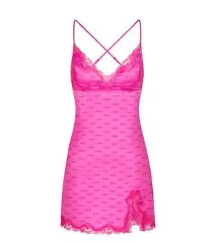 Пижамы и сорочки