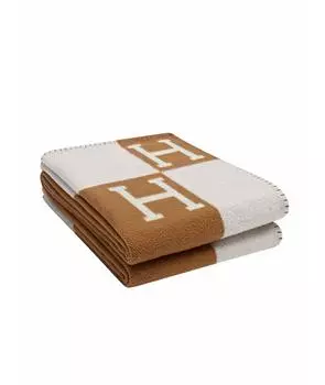 Покрывало и плед