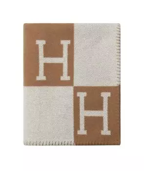 Покрывало и плед