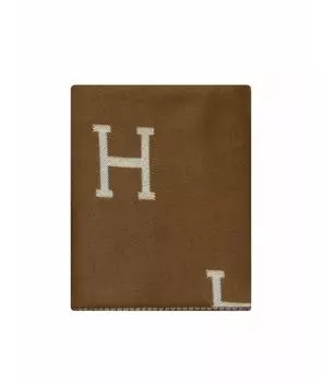 Покрывало и плед