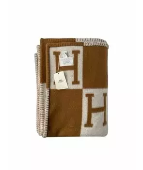 Покрывало и плед