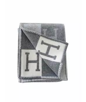 Покрывало и плед