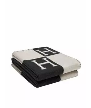 Покрывало и плед