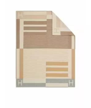 Покрывало и плед