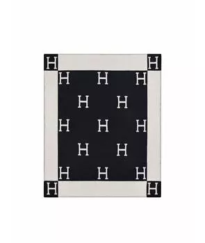 Покрывало и плед