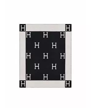 Покрывало и плед