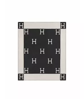 Покрывало и плед