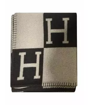 Покрывало и плед