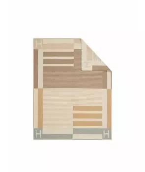 Покрывало и плед