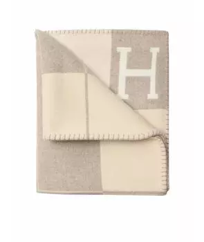 Покрывало и плед