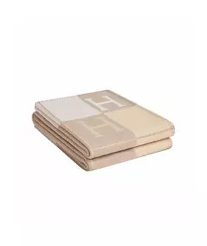 Покрывало и плед