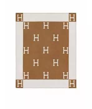 Покрывало и плед