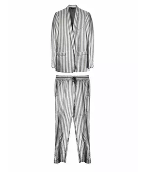 Повседневный костюм