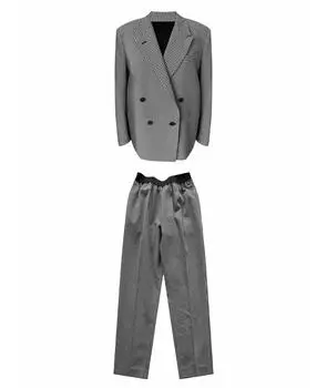 Повседневный костюм