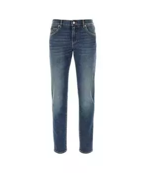 Прямые джинсы