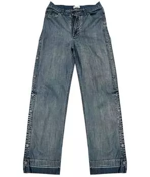 Прямые джинсы