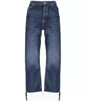 Прямые джинсы