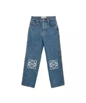 Прямые джинсы