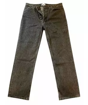 Прямые джинсы