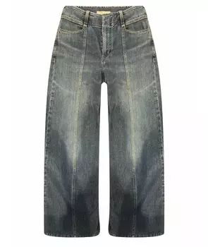 Прямые джинсы