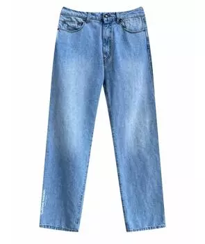 Прямые джинсы