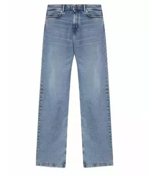 Прямые джинсы