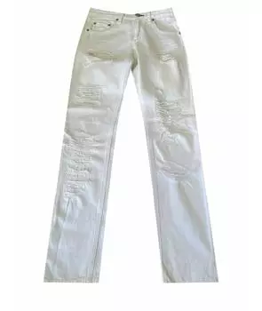 Прямые джинсы