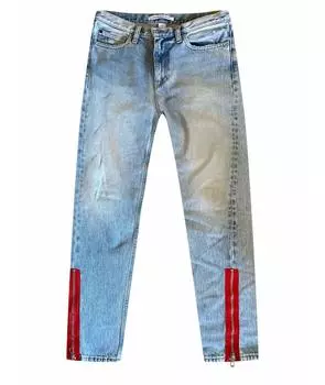 Прямые джинсы