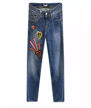 Прямые джинсы